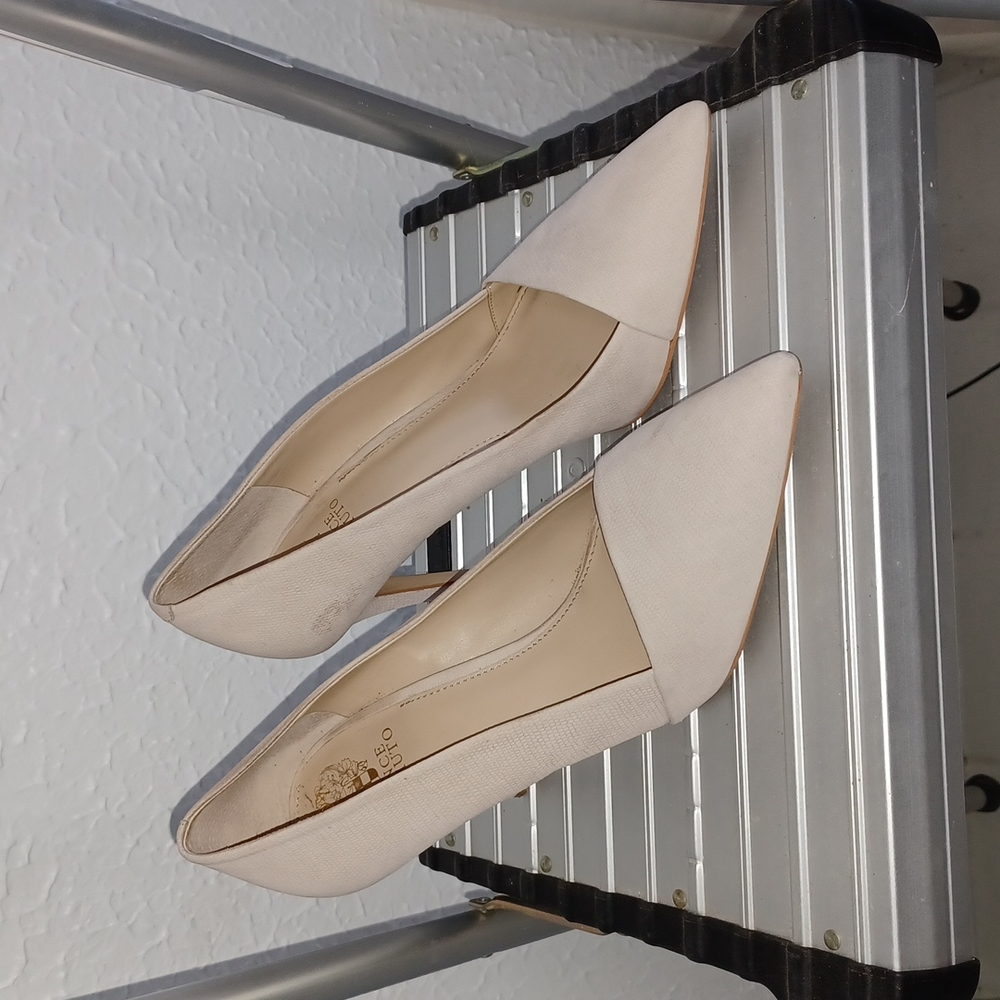 Classy Women's Light Taupe Vince Camuto High Heeled Pump